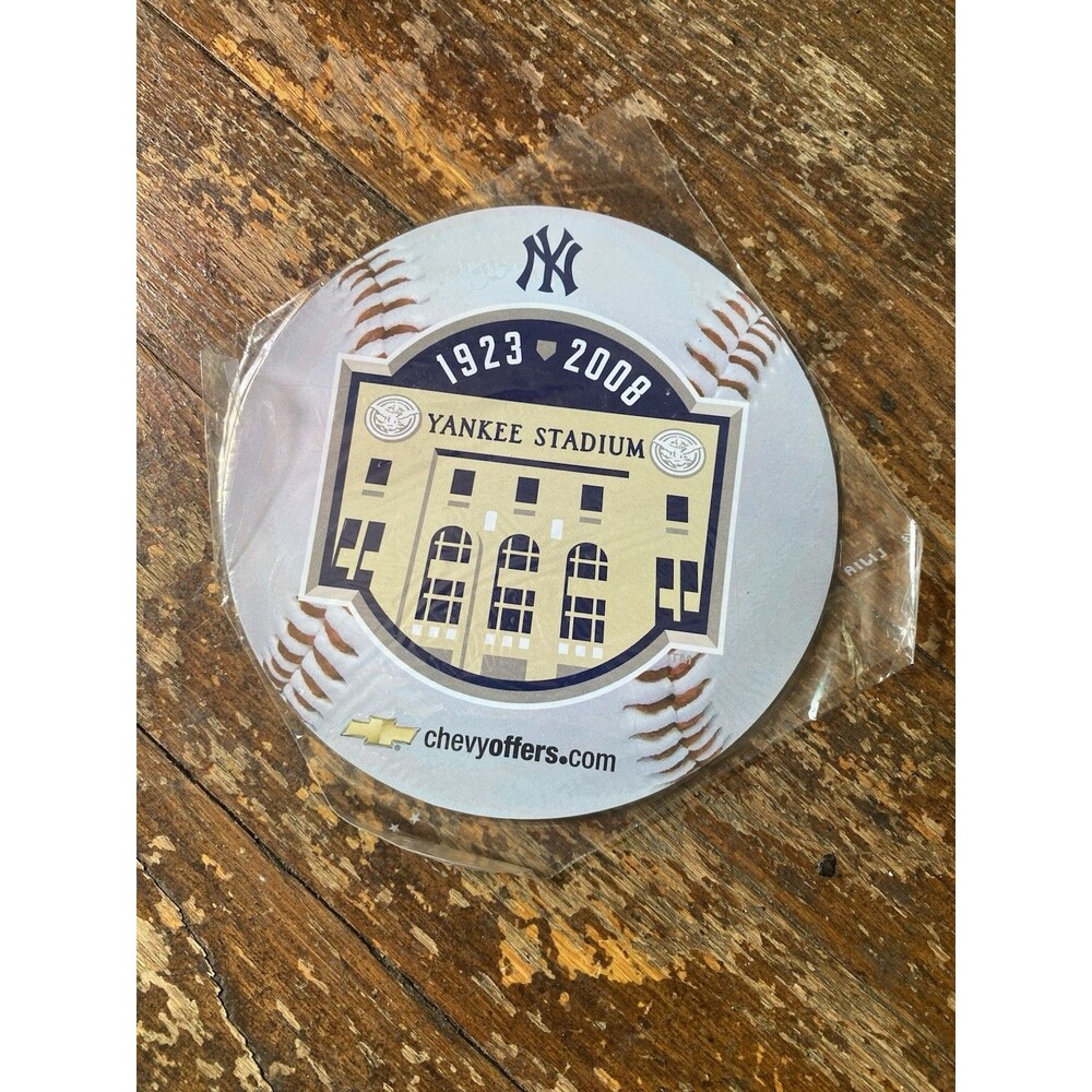 New York Yankees 2008 5x5 VTG Rare Old Yankee Stadium Magnet